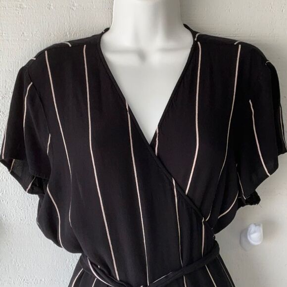 LOFT Wrap Dress with White Stripes and belt - Picture 6 of 15